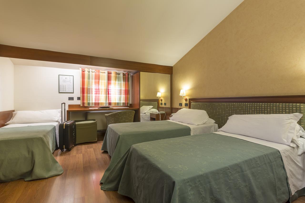 Hotel Montreal Ragusa Dış mekan fotoğraf