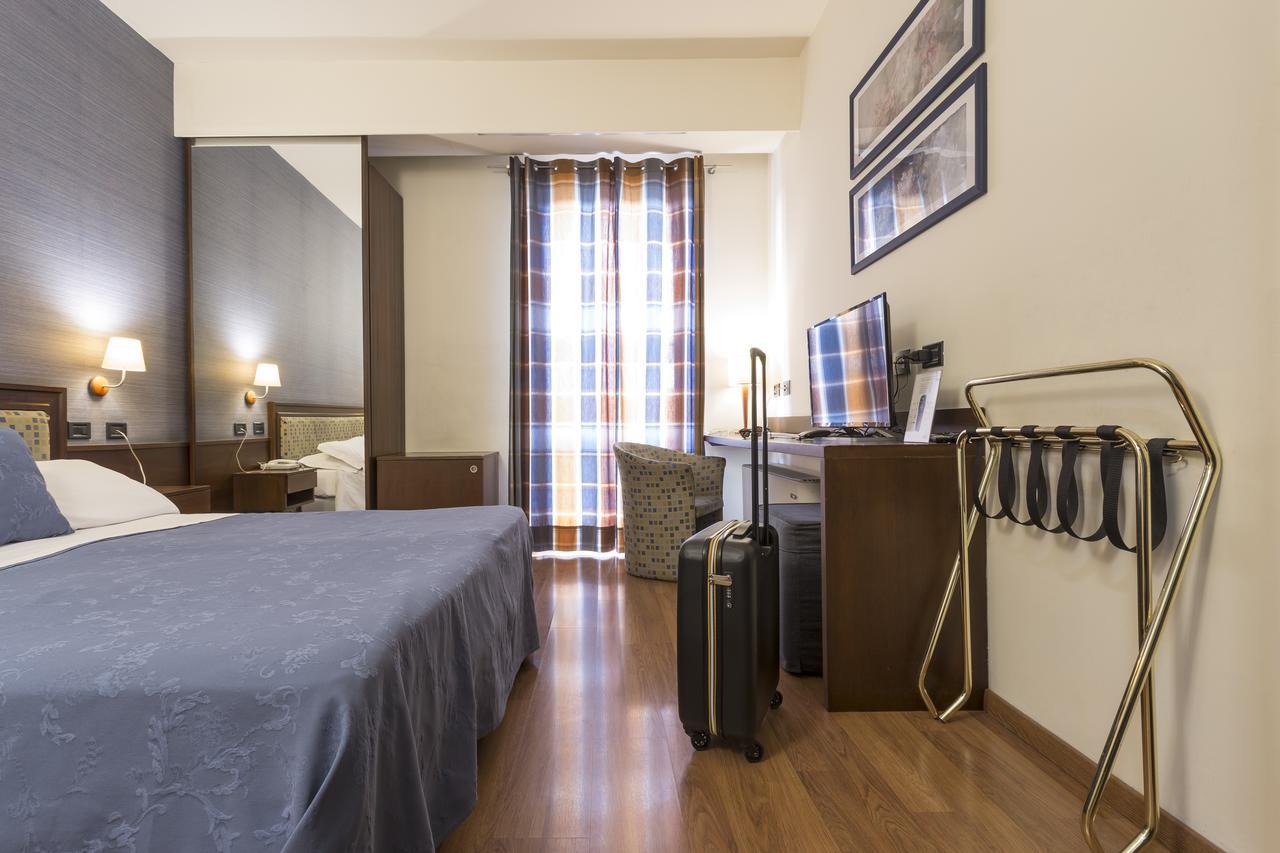 Hotel Montreal Ragusa Dış mekan fotoğraf